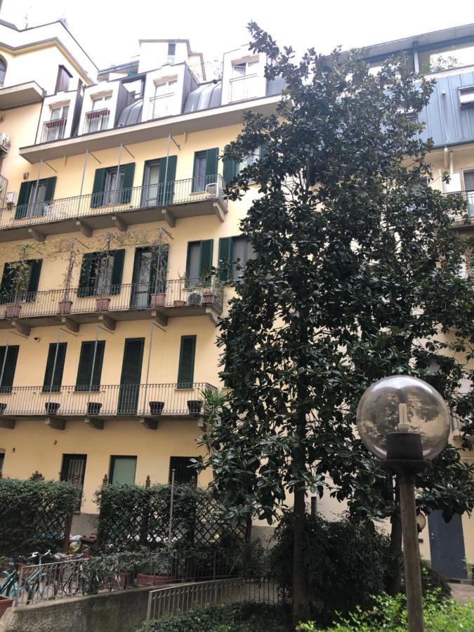 Elegante Stanza Nel Cuore Di Porta Venezia A Milano Exterior foto